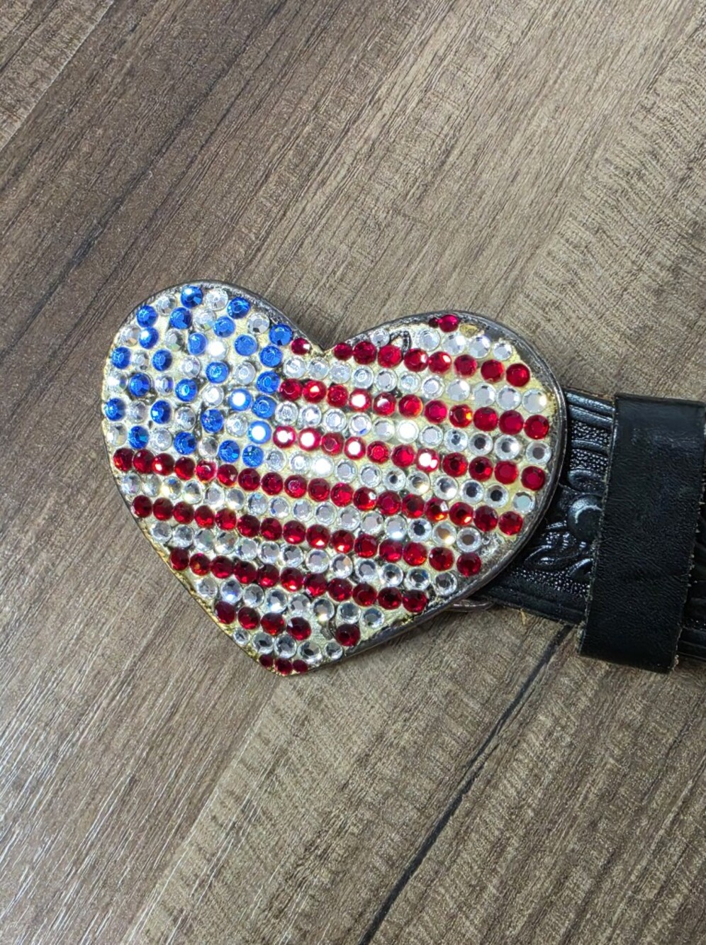 Vintage Caché Black Tooled Leather Heart American Flag Rhinestone Belt Western